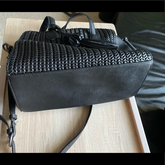 Universal Thread Purse 👜 - Picture 3 of 5